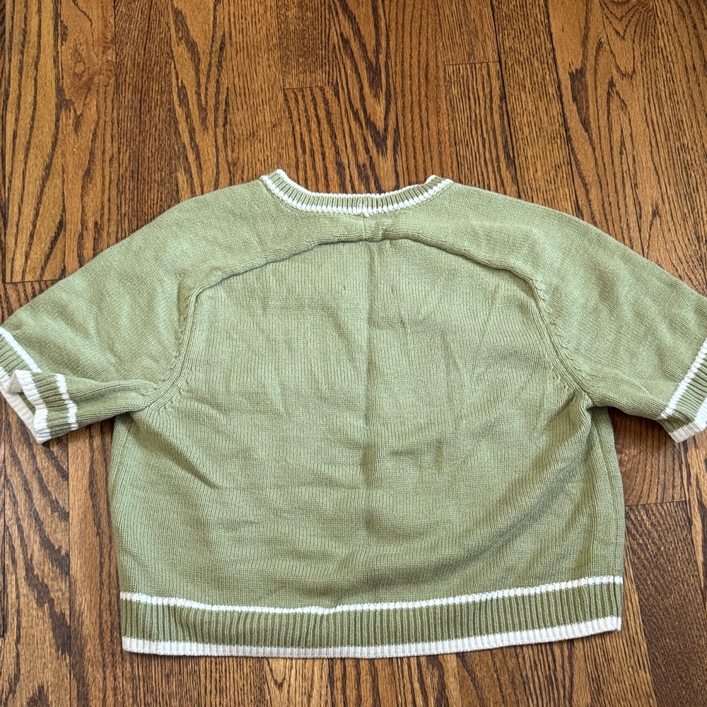 Abercrombie & Fitch Madeline Cropped Crew Sweater Tee SZ S - Picture 5 of 9